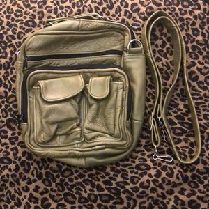 Leather Travel 🧳 Bag!